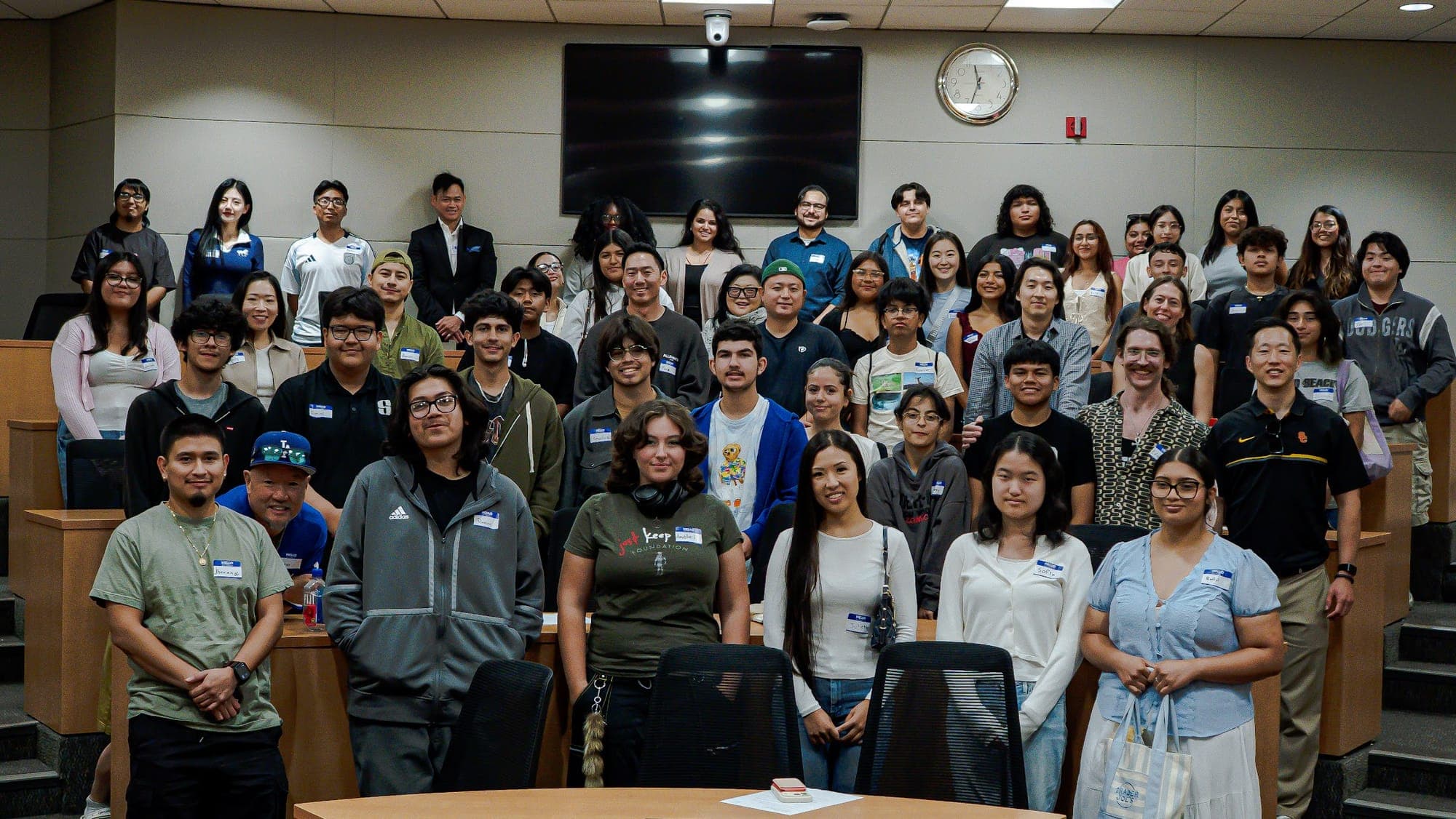 A large group of MFC mentees on a campus visit to USC